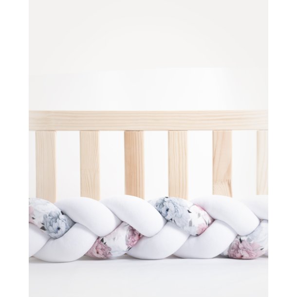 Flettet sengerand - Hvid &amp; blomstret