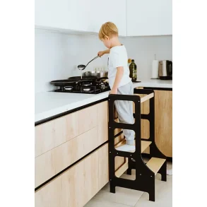 L�ringst�rn - Sort