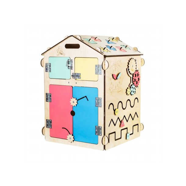 Aktivitetshus - Naturlig tr