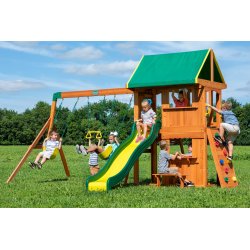 Leget�rn - Sommers�t med gynger, rutsjebane, picnicbord og meget mere